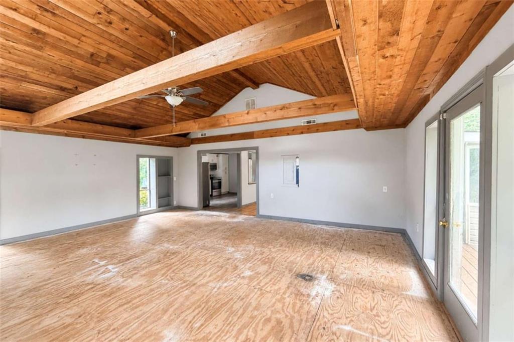 6742 Oakland Drive Property Photo 8