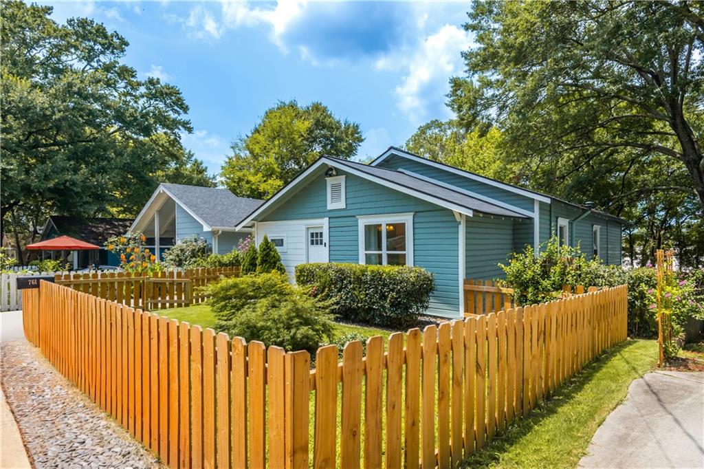761 Bellemeade Avenue Nw Property Photo 1
