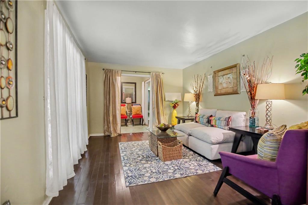 779 Pinehurst Drive Property Photo 12