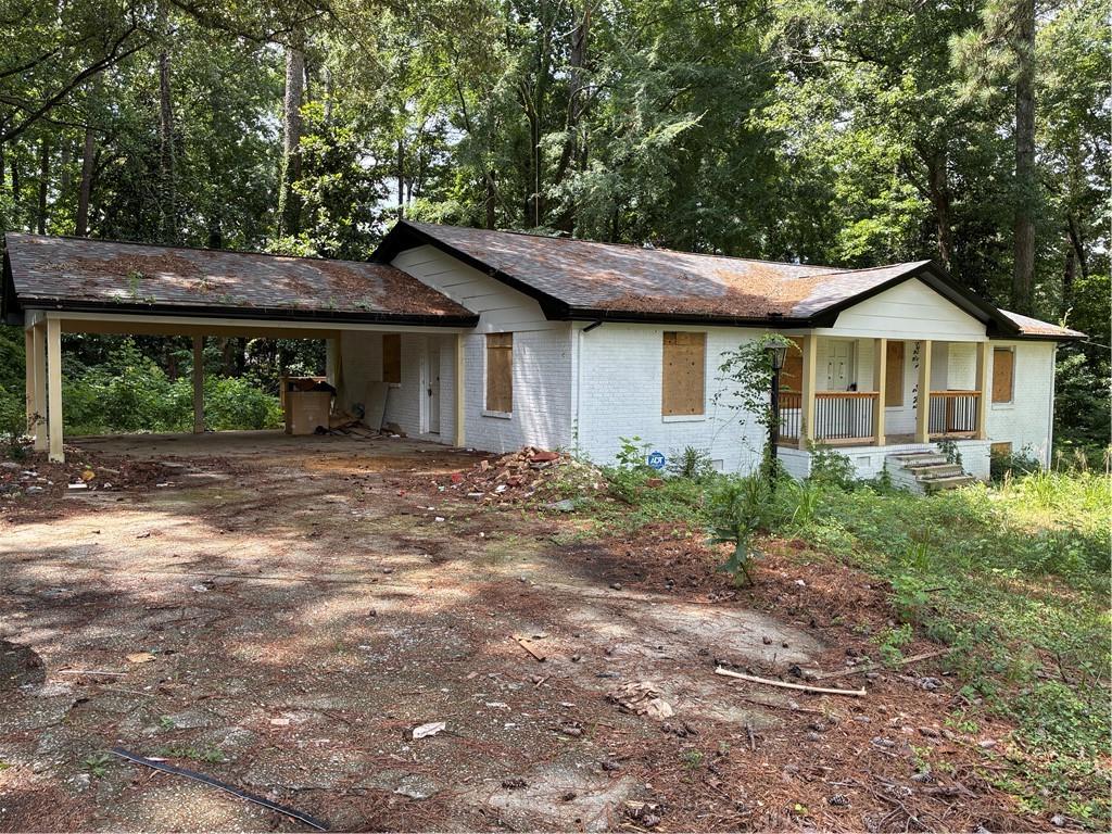 2386 Young Road