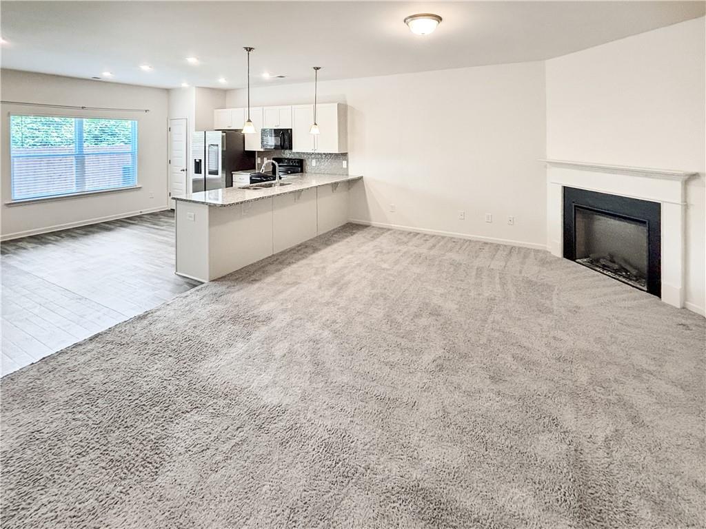 5784 Silver Lake Drive Property Photo 2