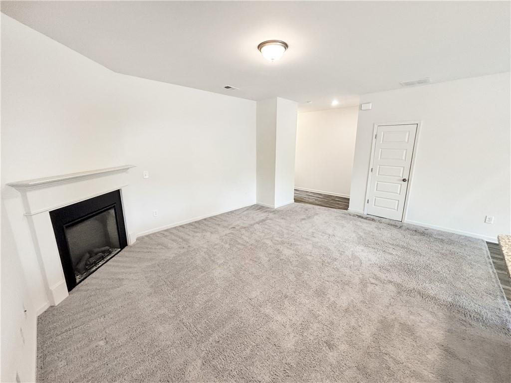 5784 Silver Lake Drive Property Photo 3