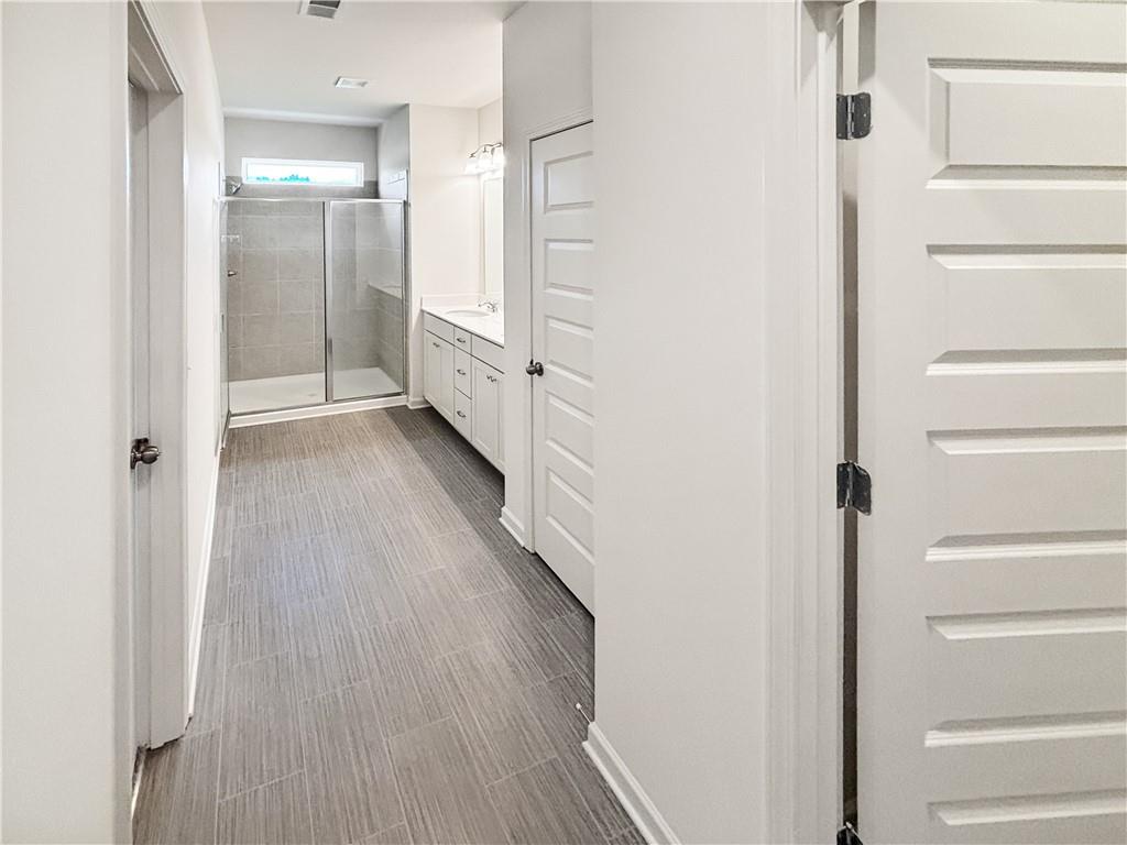 5784 Silver Lake Drive Property Photo 13