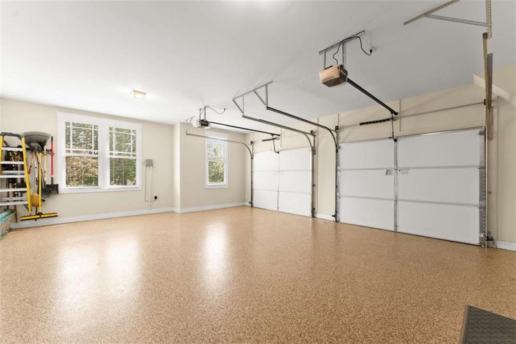 526 Orchard Drive Property Photo 21