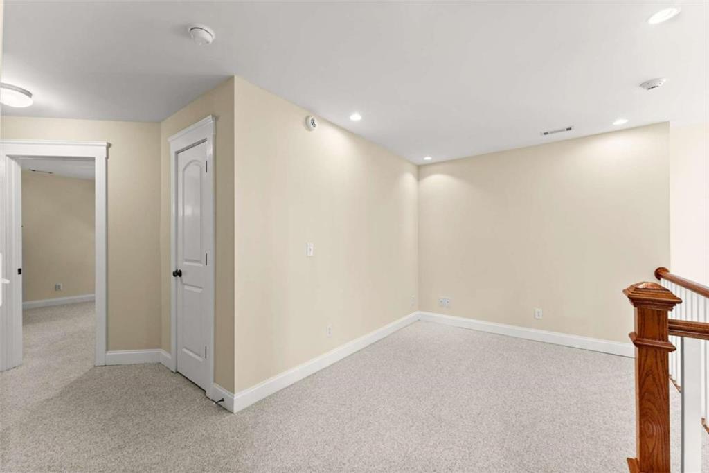 526 Orchard Drive Property Photo 36