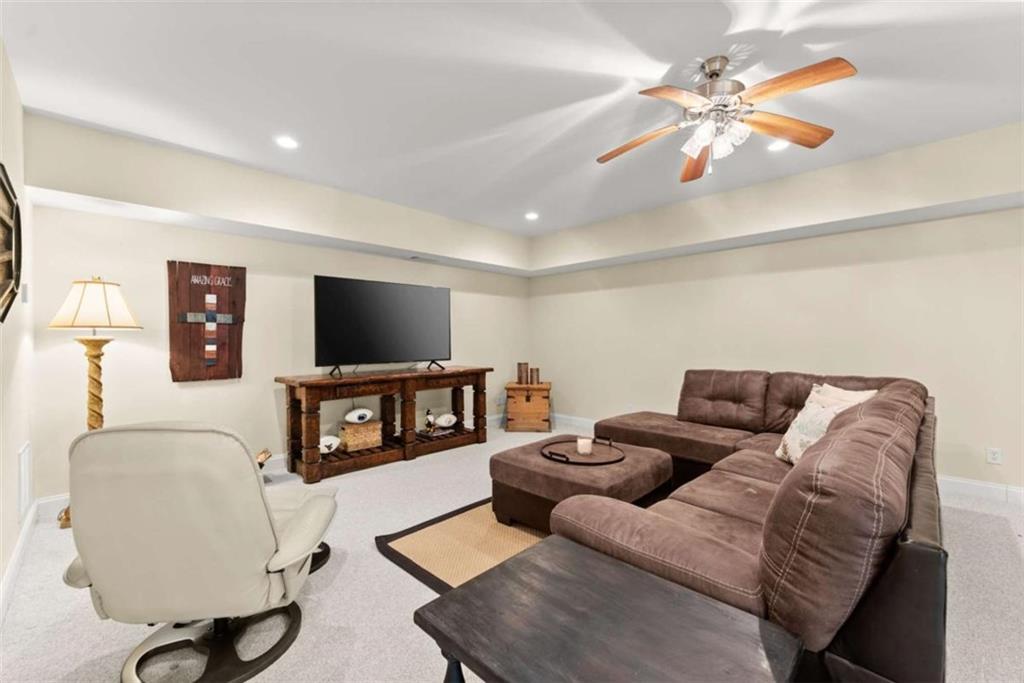 526 Orchard Drive Property Photo 48