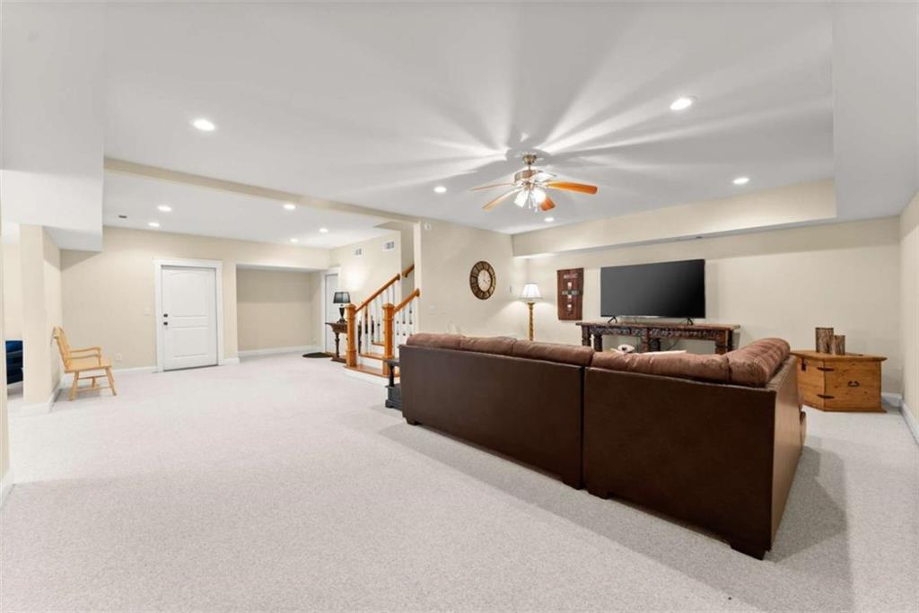 526 Orchard Drive Property Photo 50