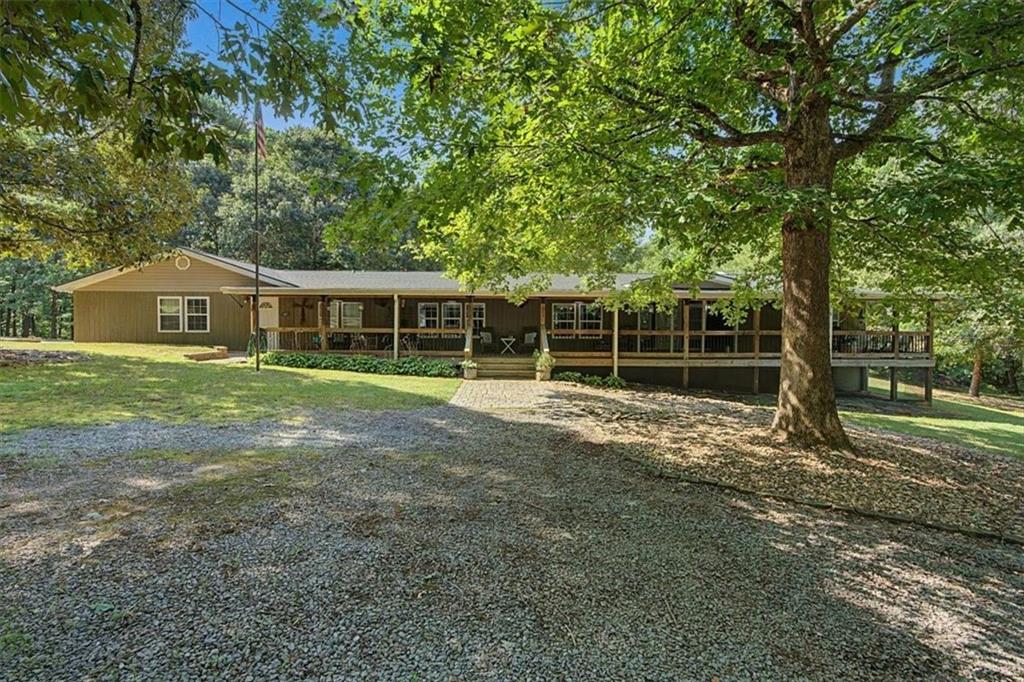 416 Old Jones Road Property Photo 1