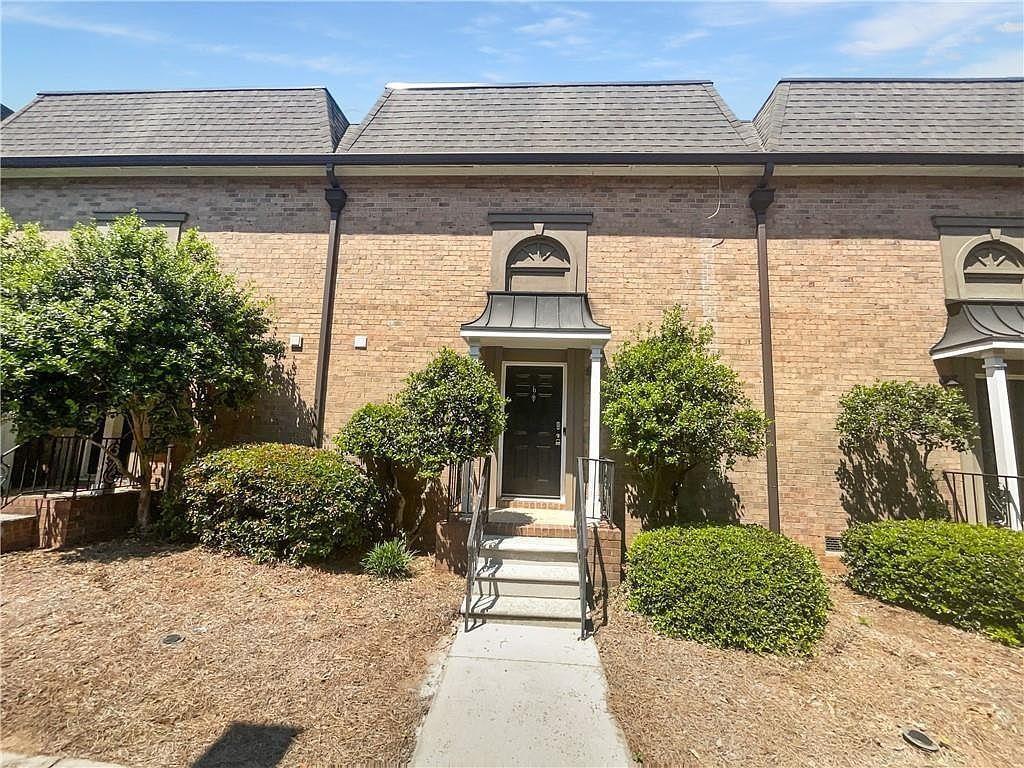 6980 Roswell Road Unit K5 Property Photo 1