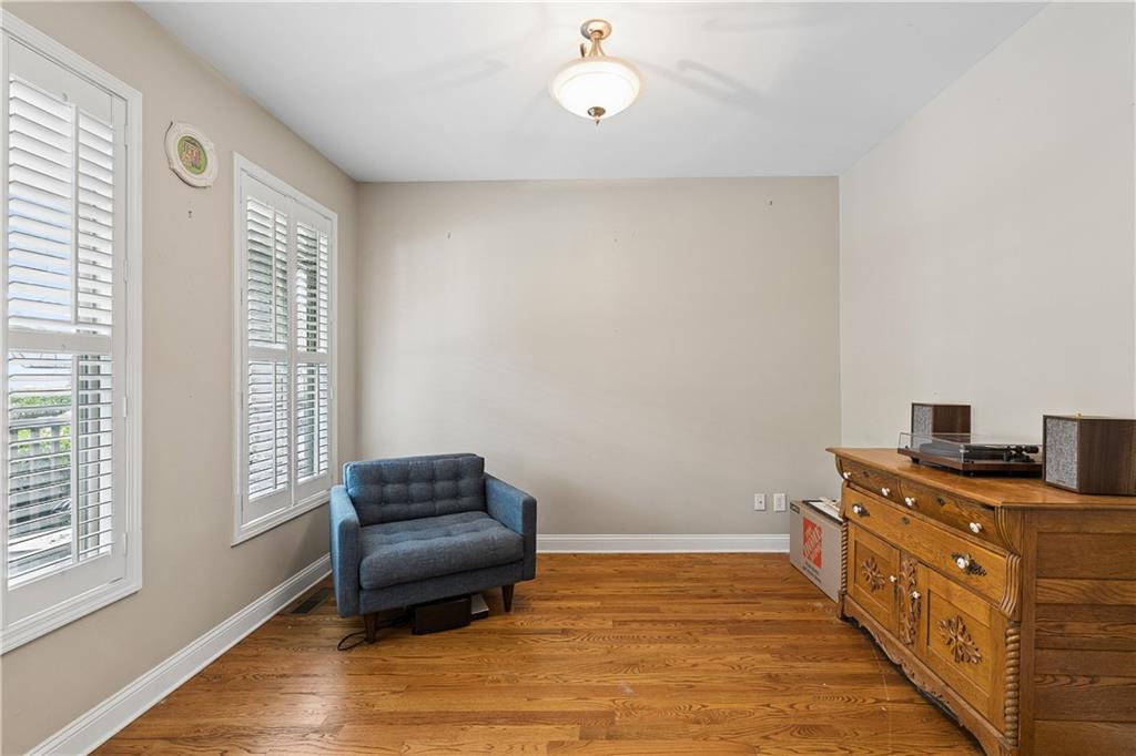 3085 Silver Hill Terrace Se Property Photo 5