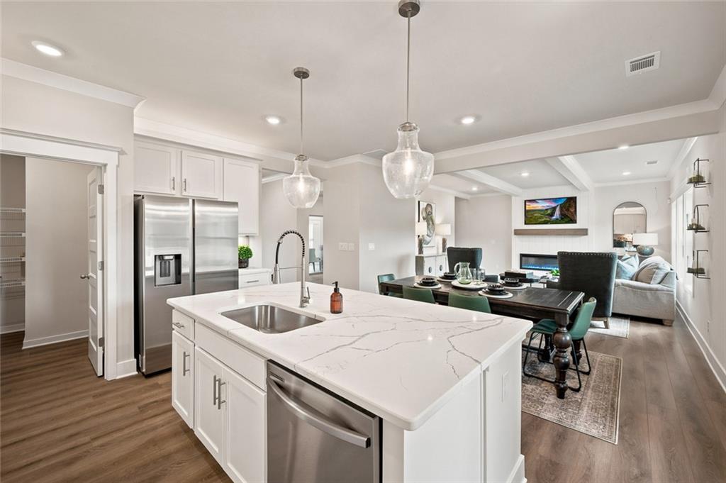 22 Commons Way Property Photo 7