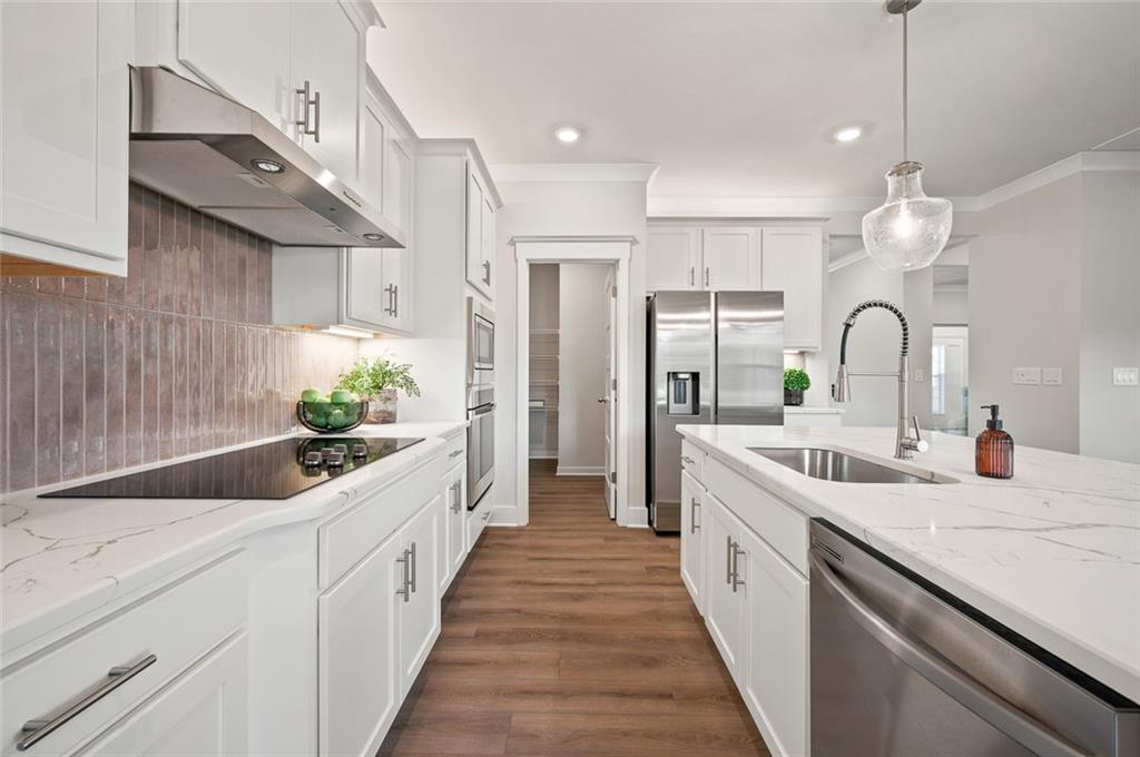 22 Commons Way Property Photo 8