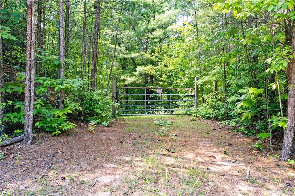 0 Flagpole Circle Property Photo 1
