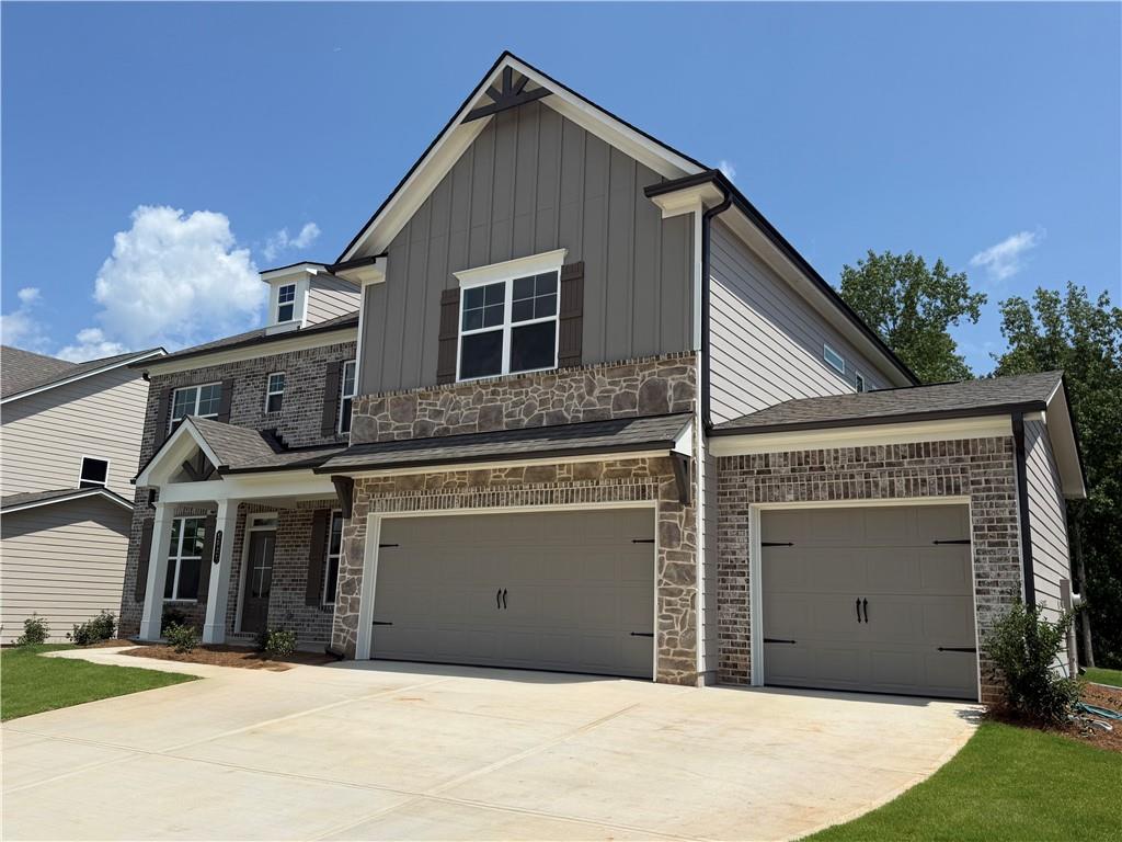 5527 Tullis Drive Property Photo 3