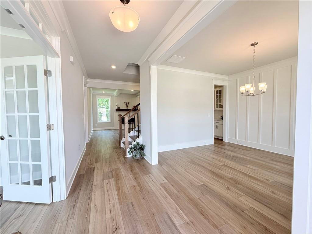 5527 Tullis Drive Property Photo 9