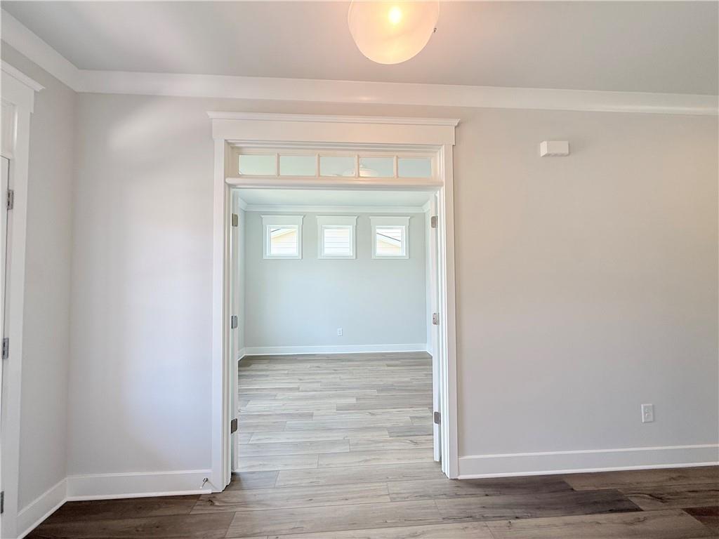 5527 Tullis Drive Property Photo 10