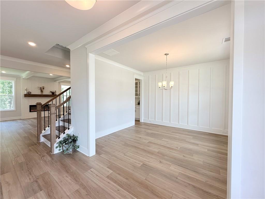 5527 Tullis Drive Property Photo 12
