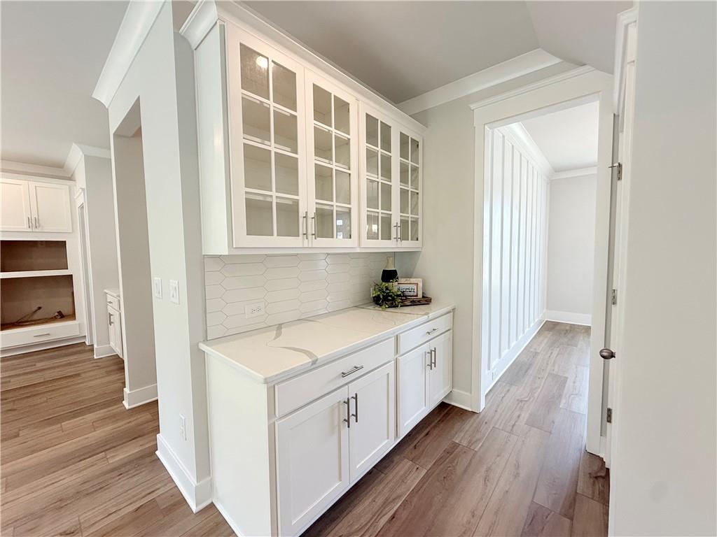 5527 Tullis Drive Property Photo 15