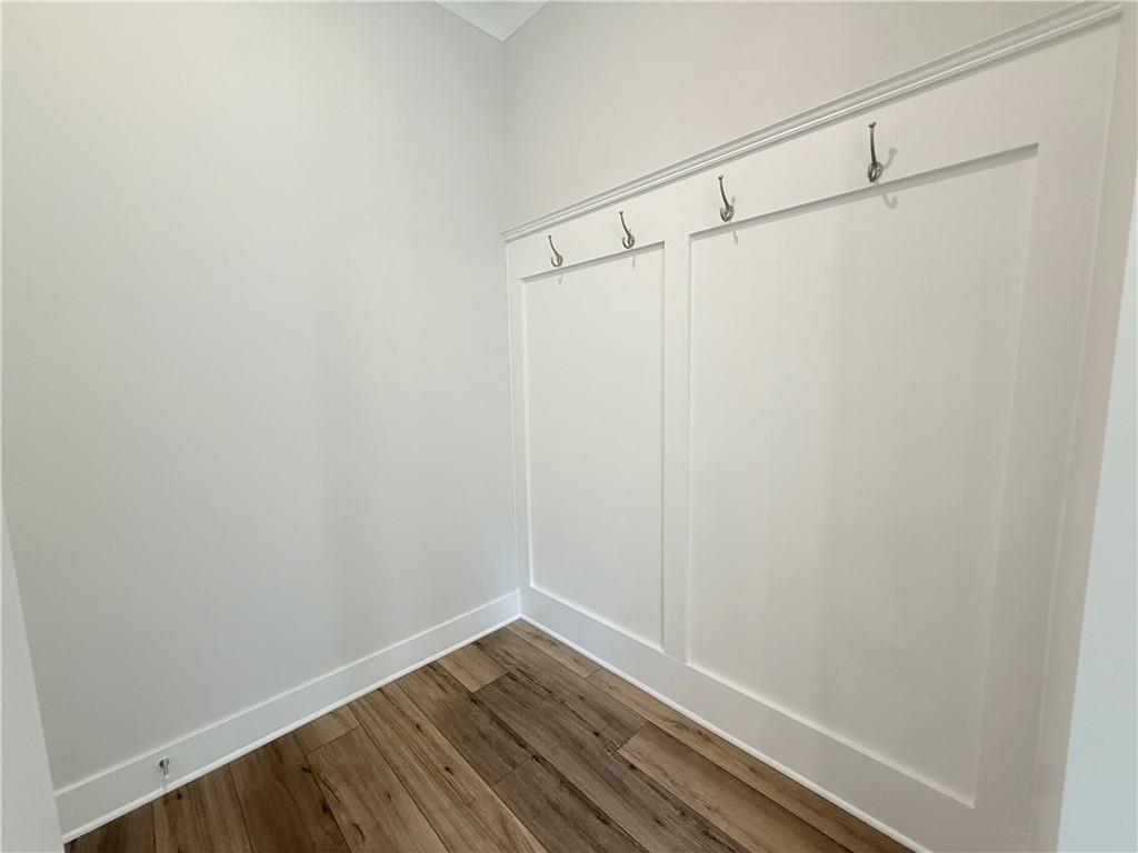 5527 Tullis Drive Property Photo 22
