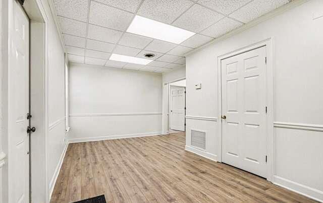 8375 Dunwoody Place Property Photo 6