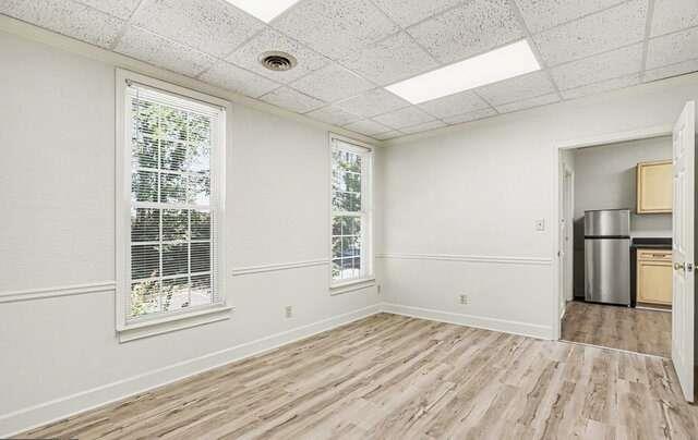 8375 Dunwoody Place Property Photo 10