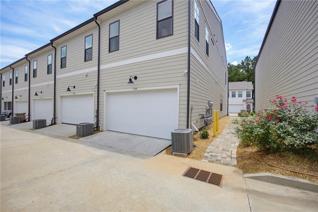 730 Stickley Oak Way Property Photo 31