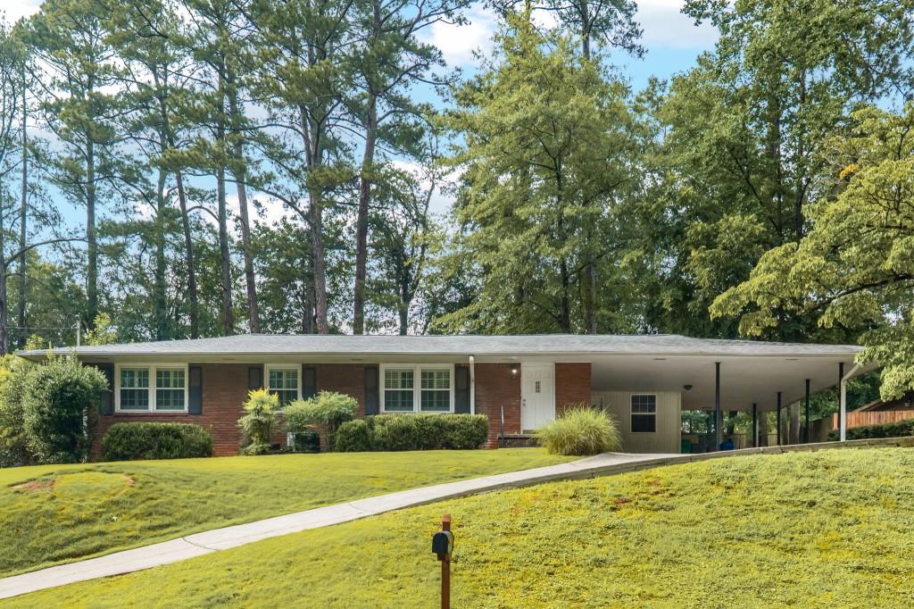 1780 N Holly Lane Ne Property Photo 1