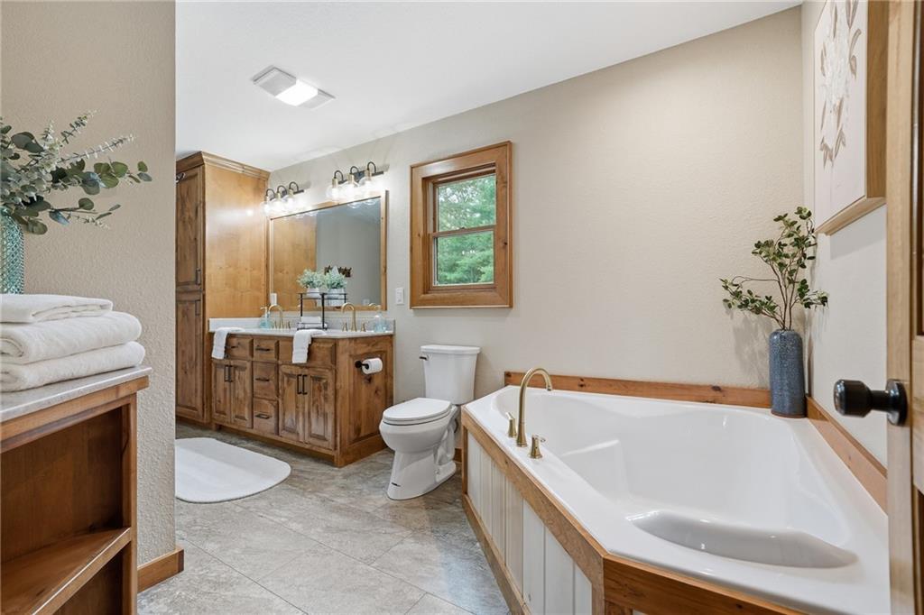 4687 Murphy Highway Property Photo 12