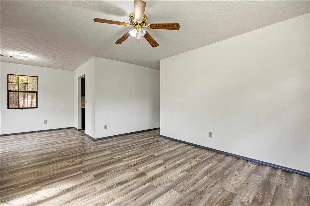 181 Lower Wirebridge Road Property Photo 3