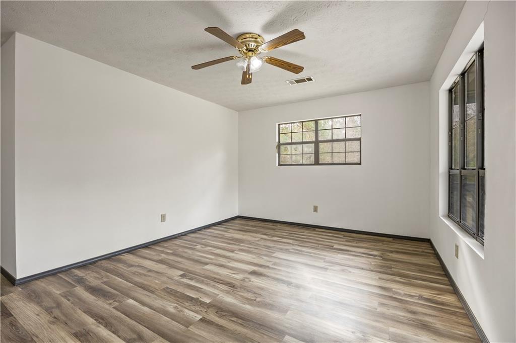 181 Lower Wirebridge Road Property Photo 6