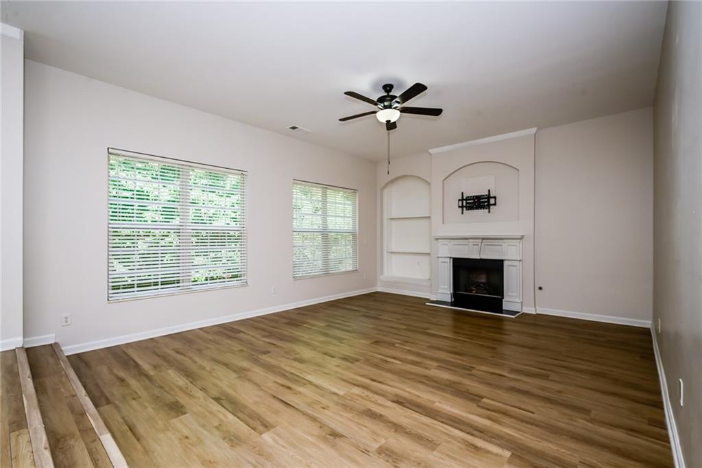 7804965 Property Photo 4