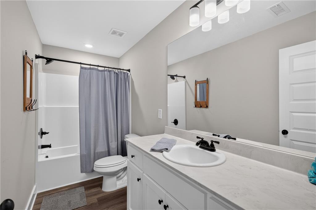 198 Advent Drive Property Photo 27