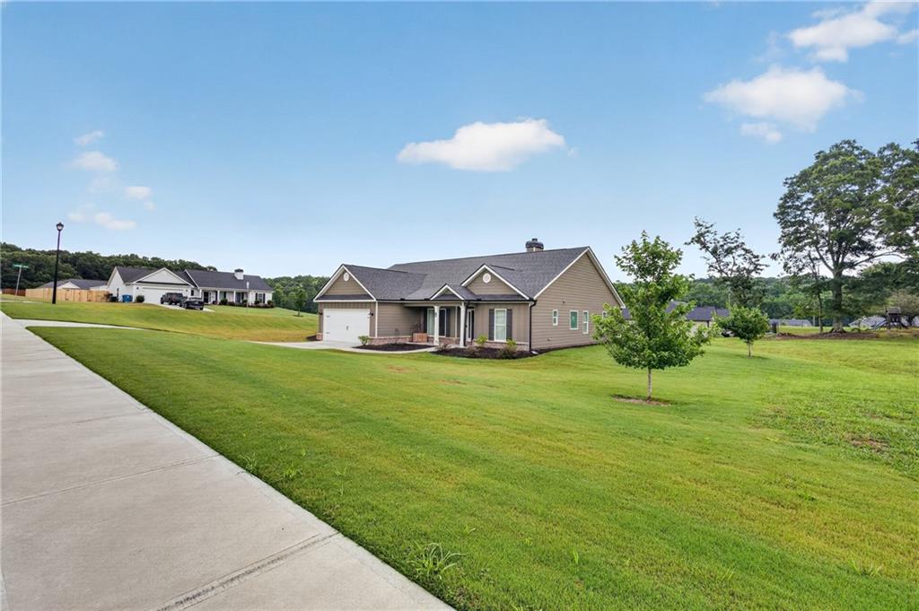 198 Advent Drive Property Photo 41
