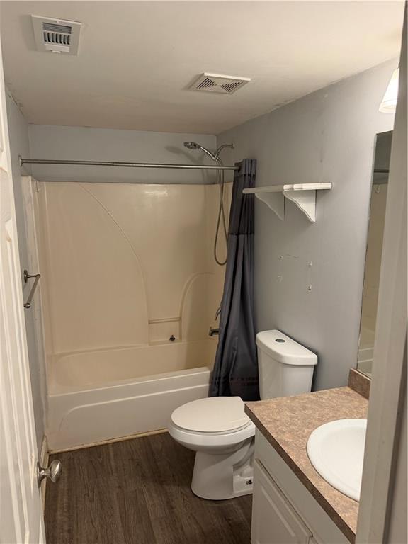 2023 Emerald Pointe Drive Property Photo 14