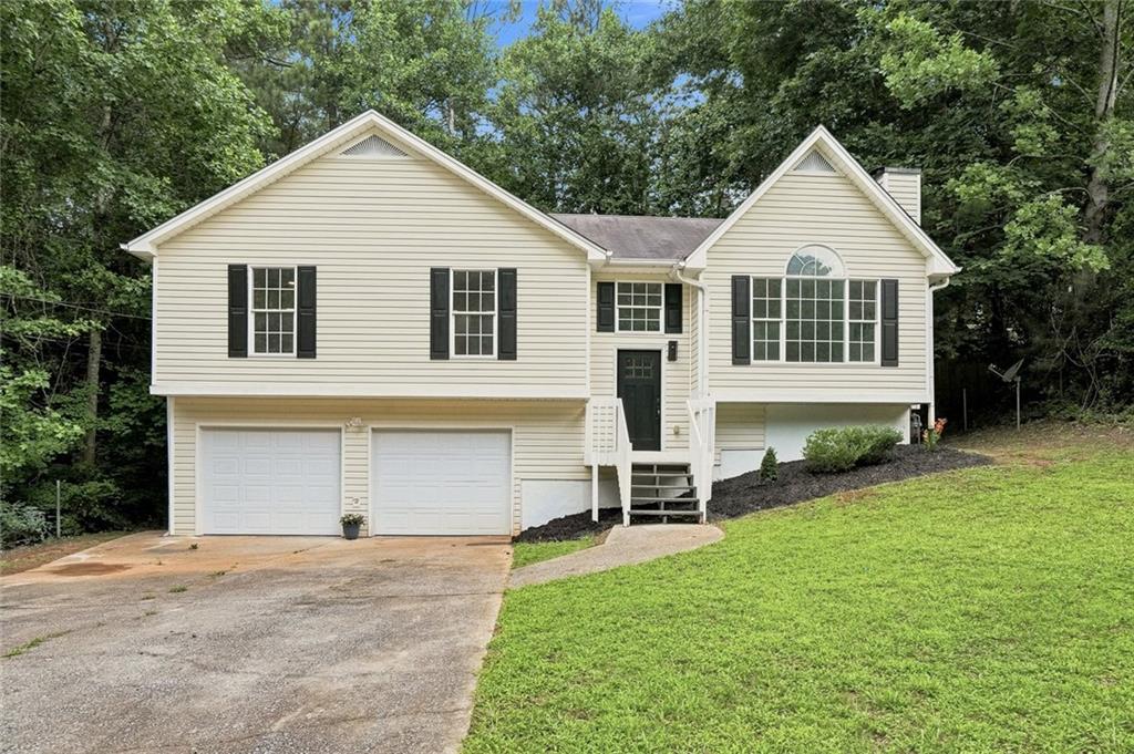 195 Ashbury Court Property Photo 1