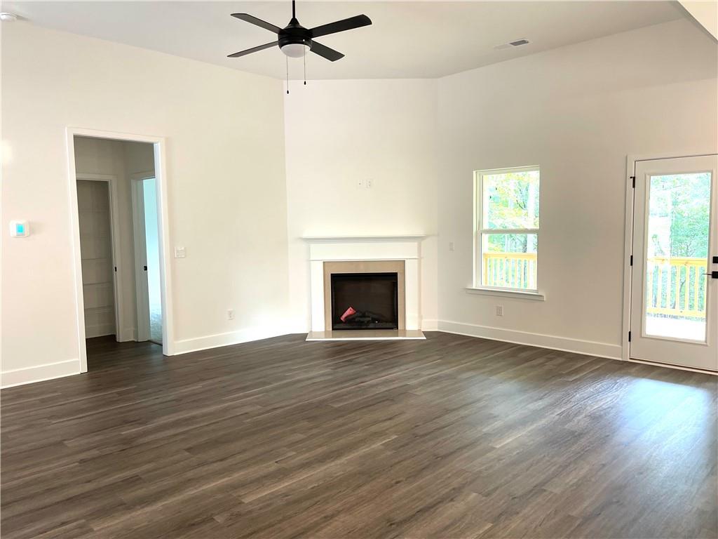200 Blackberry Court Property Photo 6