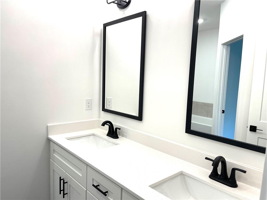 200 Blackberry Court Property Photo 15