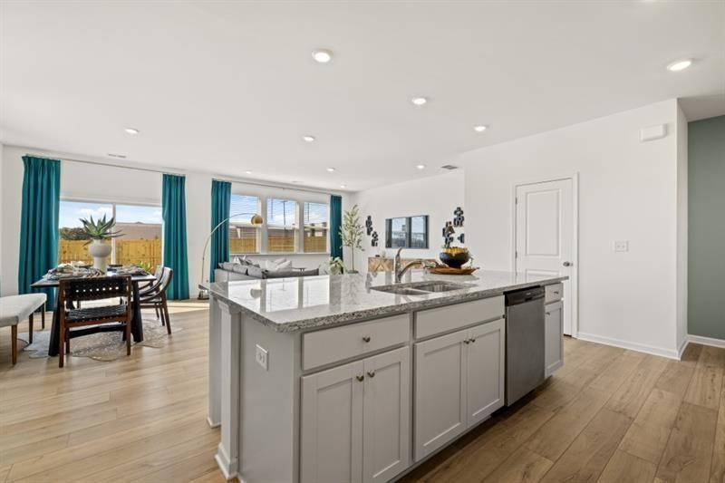 113 Vision Street Property Photo 8