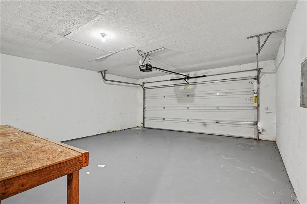 2900 Rosecommons Drive Property Photo 27