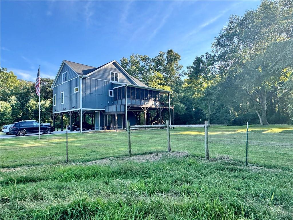 250 Hook Road Ne Property Photo 3