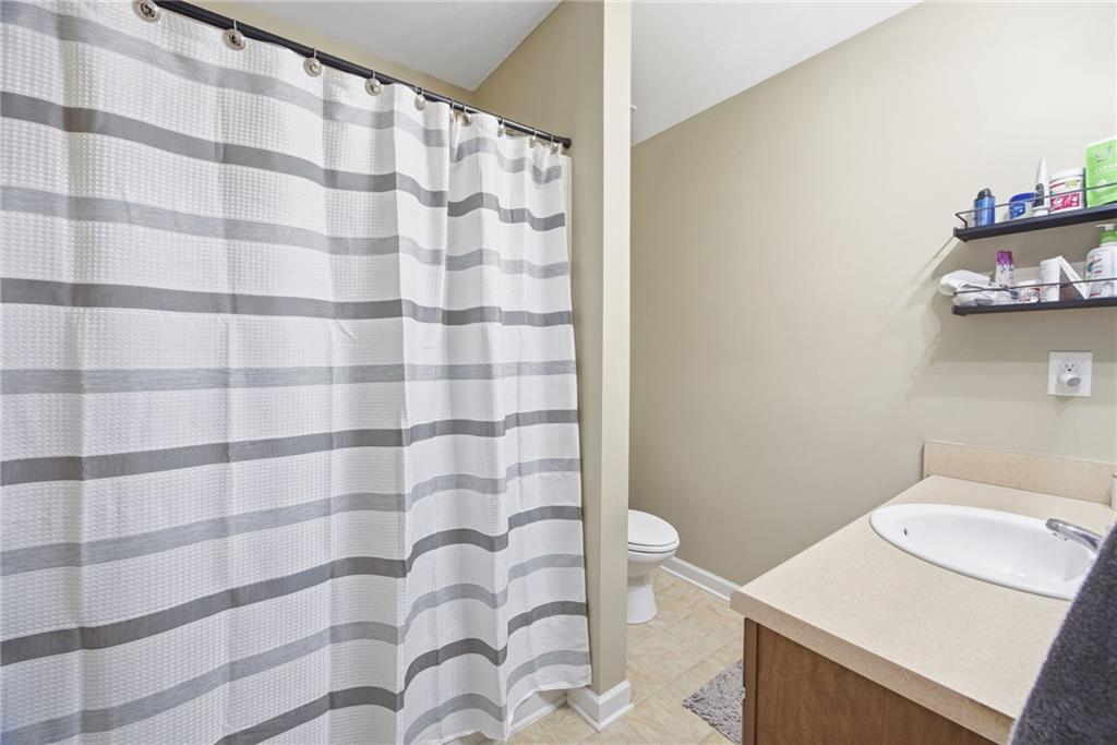 536 Oakside Place Property Photo 18