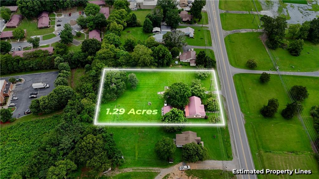 1316 Us 41 N Property Photo 9