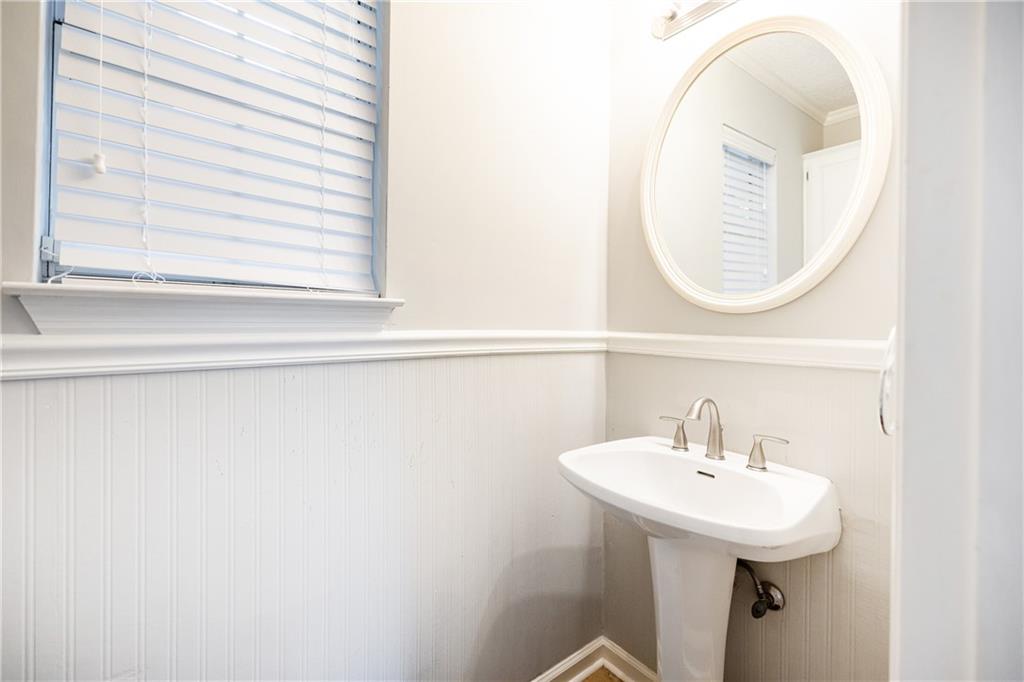 245 Greenmont Circle Property Photo 16
