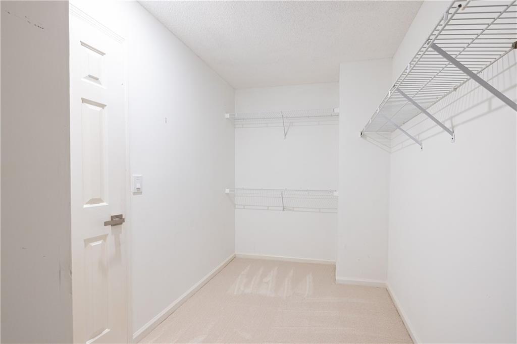 245 Greenmont Circle Property Photo 23