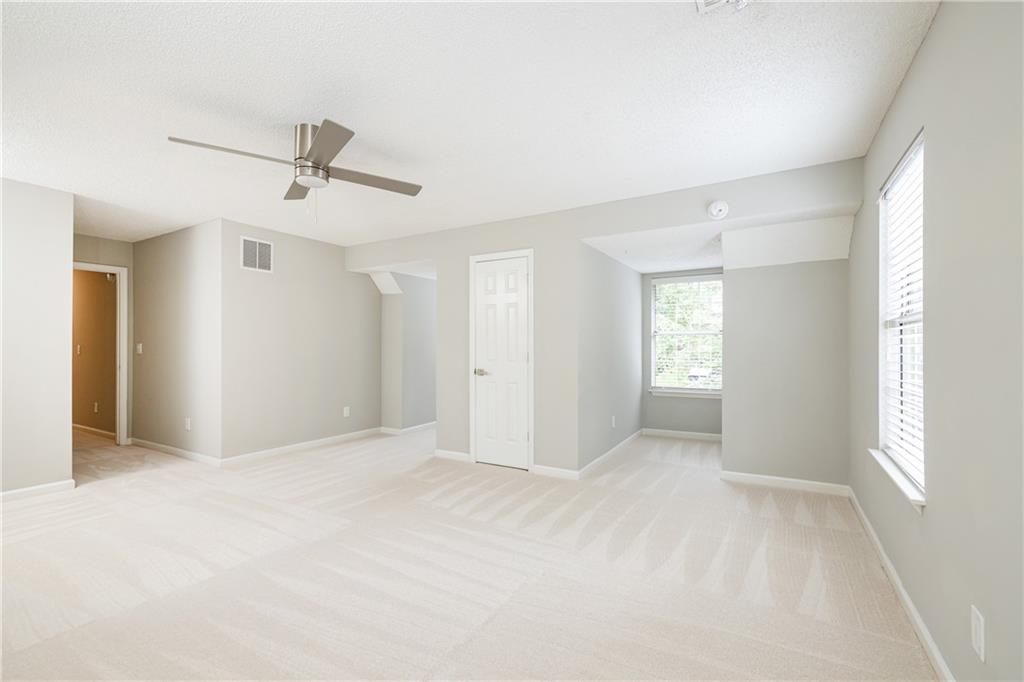 245 Greenmont Circle Property Photo 25