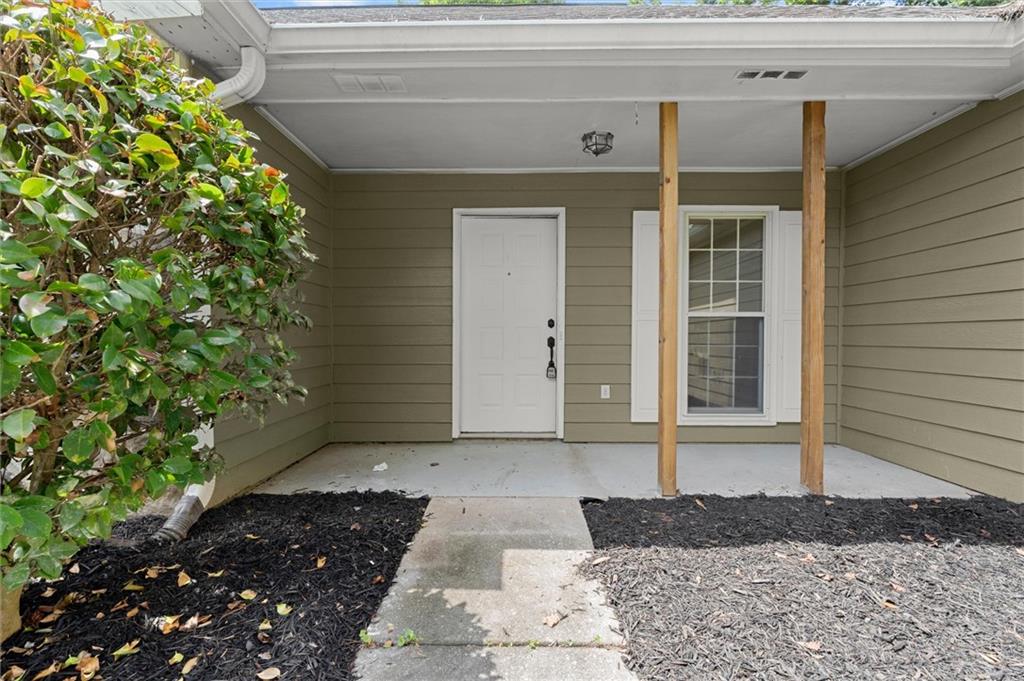 5015 Logans Run Property Photo 5