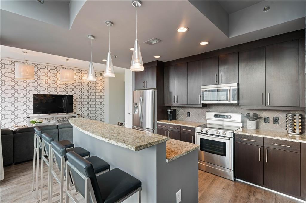 1080 Peachtree Street Ne Unit 2007 Property Photo 2