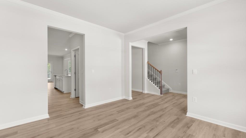 385 Grandview Drive Property Photo 4