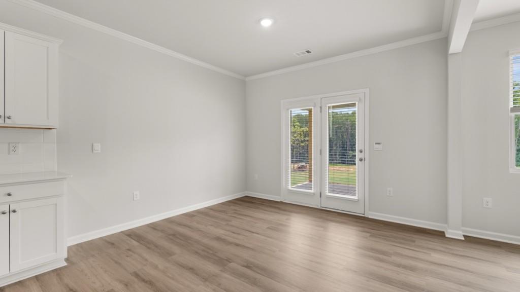 385 Grandview Drive Property Photo 11