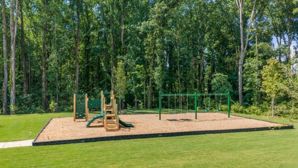 385 Grandview Drive Property Photo 41